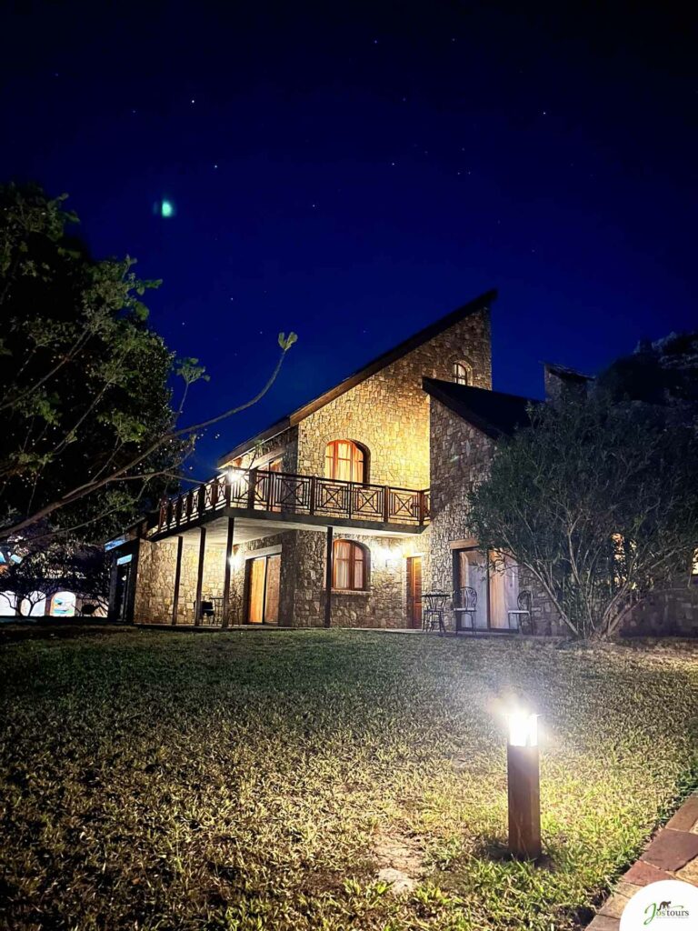  Hébergement isolé au cœur du paysage